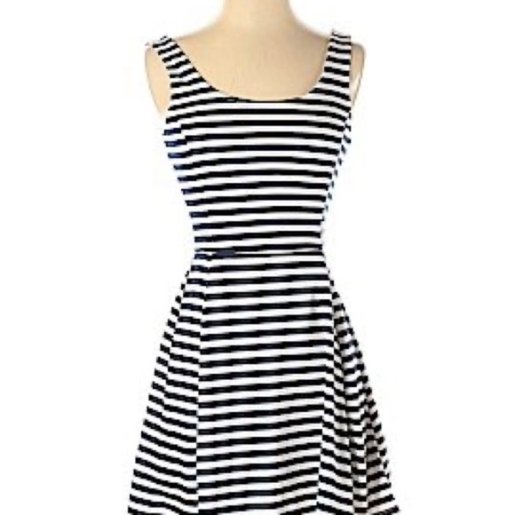 Divided by H&M Sleeveless Striped Dress, Size 4 - Picture 2 of 6